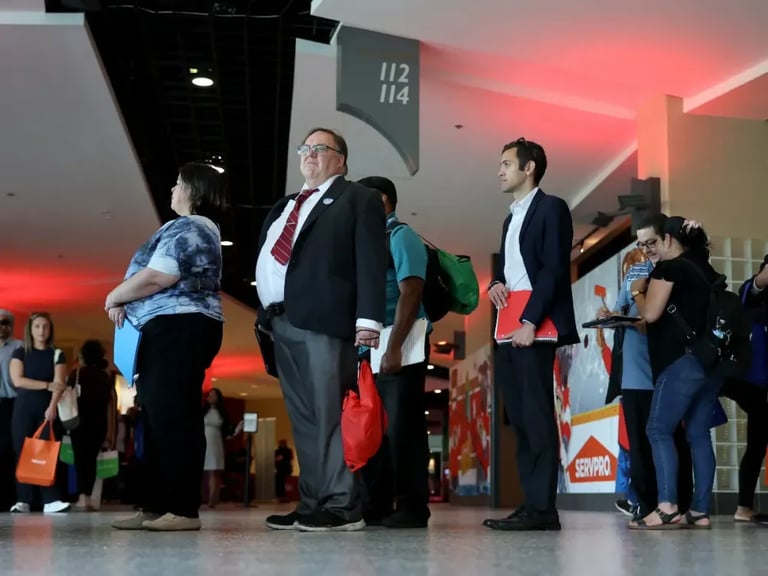 Layoffs Surge in 2025: Over 1.17 Million Jobs Cut Amid Automation and Economic Shifts