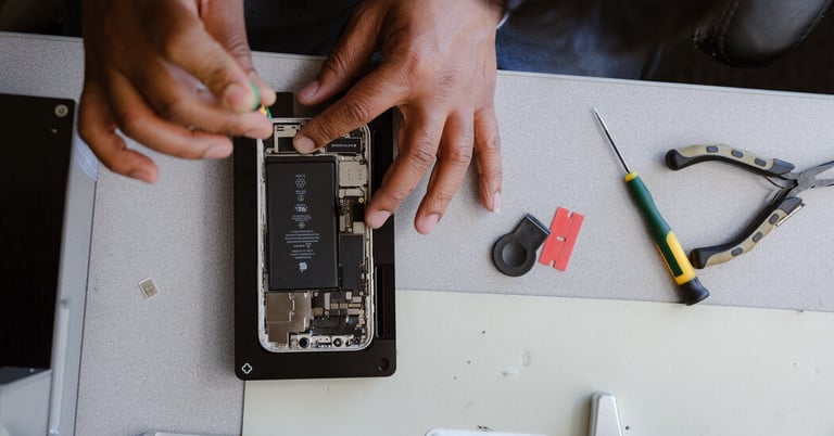 Apple Embraces Second-Hand Parts for iPhone Repairs Amid New Legislation