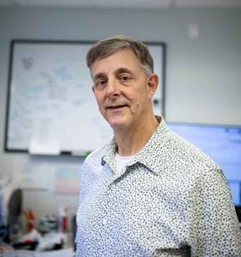 $3.9M Grant Fuels Non-Opioid Pain Treatment Development, Targets Safer Analgesics with AI and Collaboration