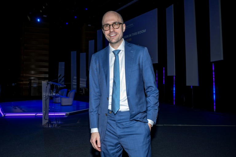 AI Firms Threaten Journalism's Future, Warns NYT Publisher at Global Congress