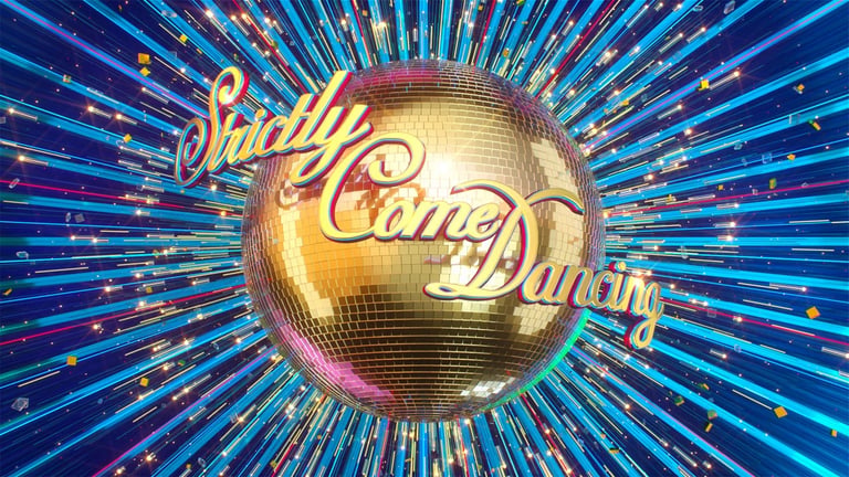 Rugby Star Chris Robshaw Eliminated from Strictly; Audience Debates Judges' Decisions as Show Heats Up