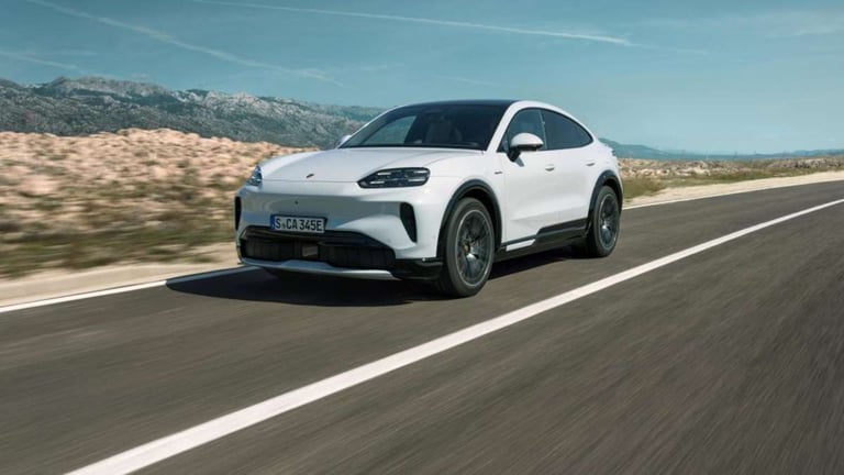 Porsche Unveils Electrifying 2026 Cayenne Coupé: Three New Models with Up to 1,139 HP