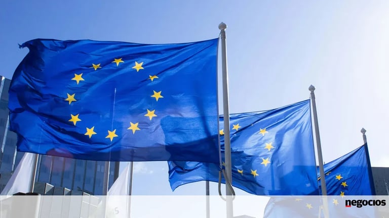 EU Braces for Trade War as US Tariff Deadline Looms, Trump Threatens 30% Levy on Imports