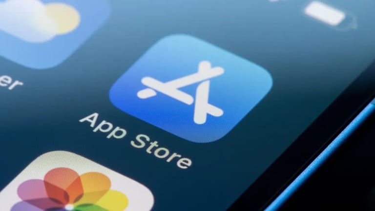 Apple's App Store Revenue Soars to $10.1B as Developers Push for Lower Commissions Amid Court Ruling