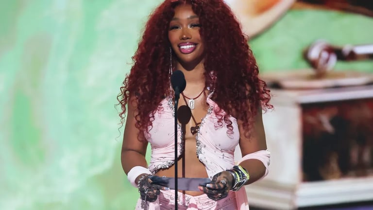 SZA Dominates 2025: Grammy Wins, Super Bowl Performance, and Historic Album Success