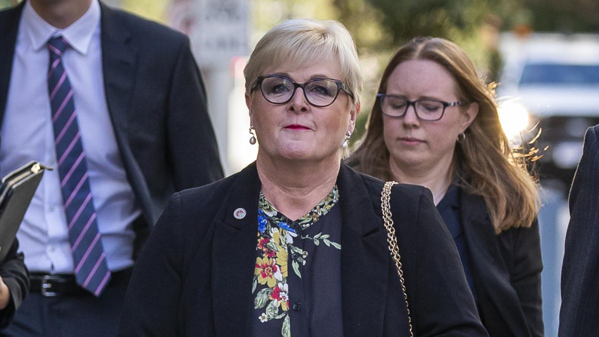 Reynolds reveals why she quit politics in defamation trial