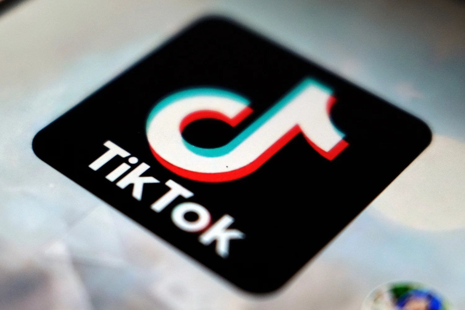 Court Says Section 230 Doesn't Shield TikTok From 'Blackout' Challenge Lawsuit