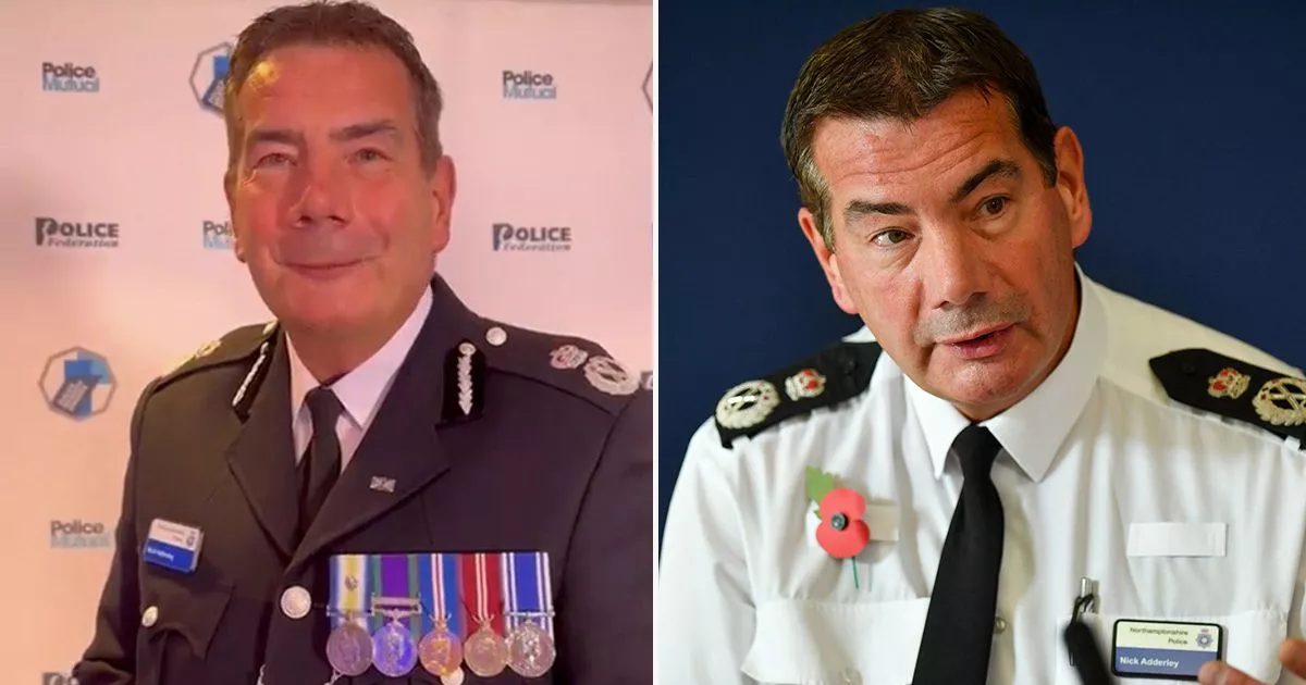 Police chief 'wore Falklands medal' that was '110% a copy', medal expert says