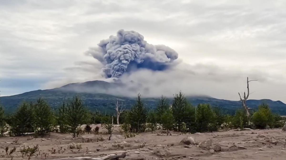 Volcano erupts after major earthquake in Russia's east