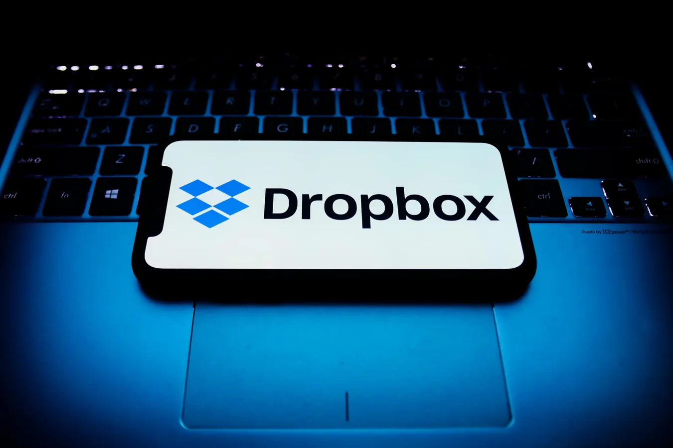 Dropbox Warns Hacker Accessed Customer Passwords And 2FA Data
