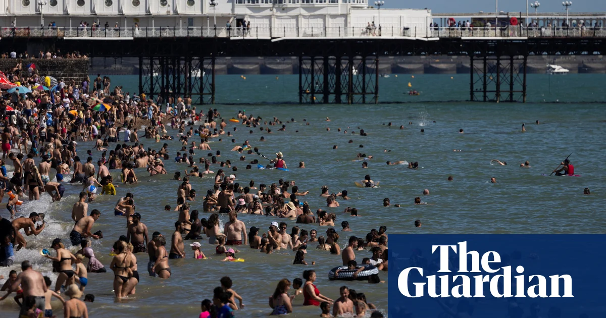 UK weather: thunderstorm warnings up north and 34C predicted in south-east