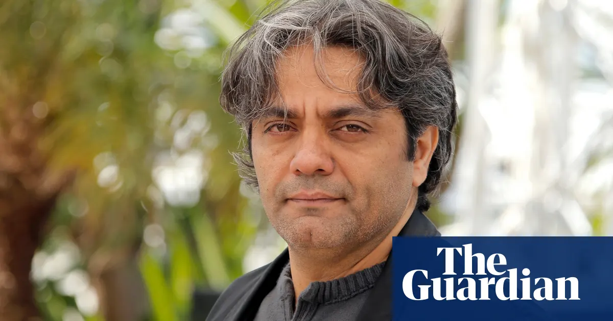 Iranian film director Mohammad Rasoulof flees Iran to avoid prison