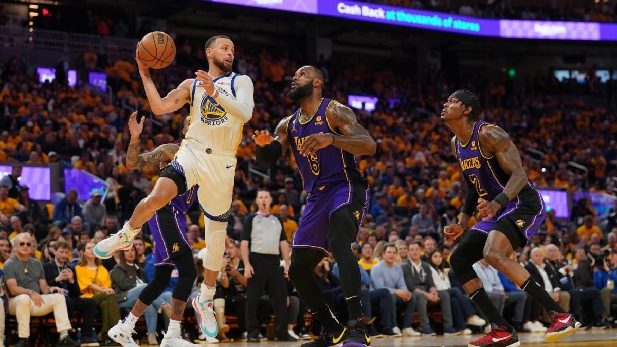 Lakers vs. Warriors odds, score prediction, time: 2024 NBA picks, March 16 predictions from proven model
