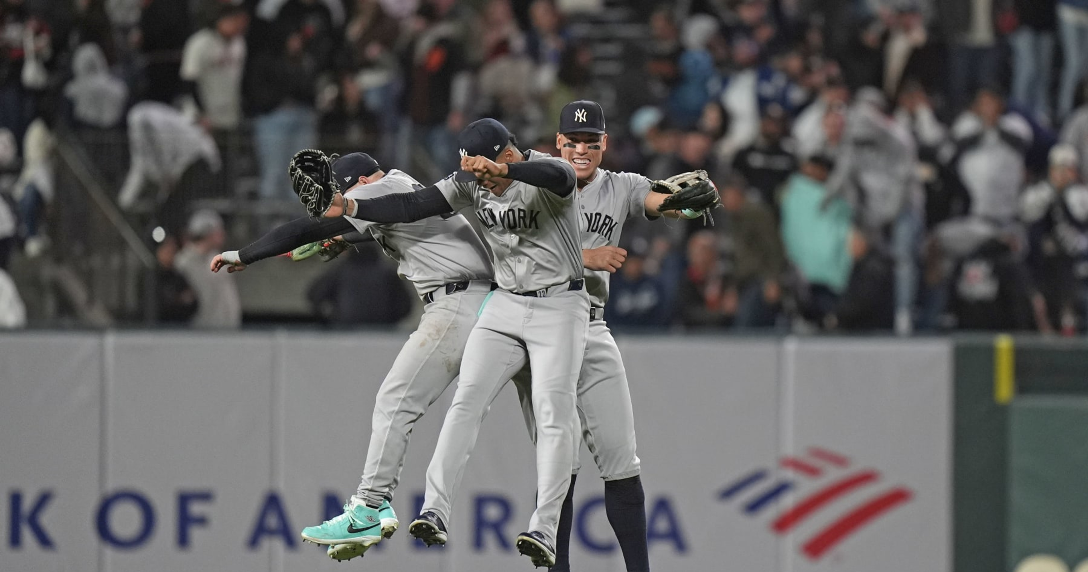MLB Power Rankings: Yankees vs. Phillies for No. 1, Mariners Join Top 10, Cubs Slide