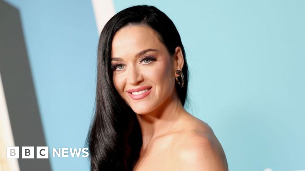 Met Gala: Katy Perry says mum conned by fake AI Met Ball pic