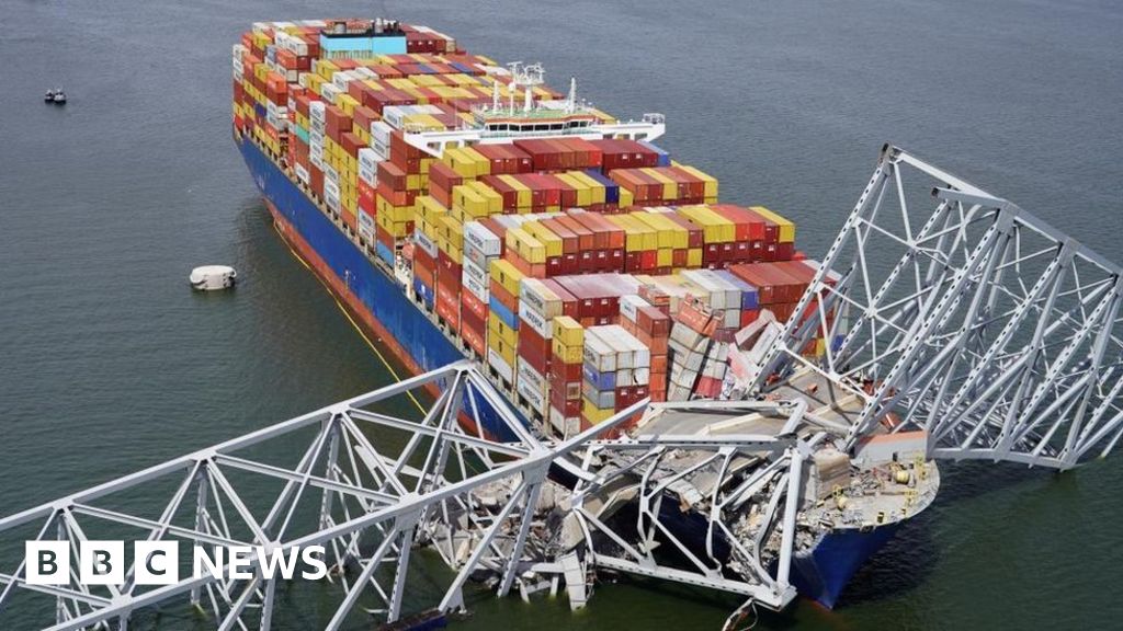 Fears of disruption to global supply chains after Baltimore bridge crash