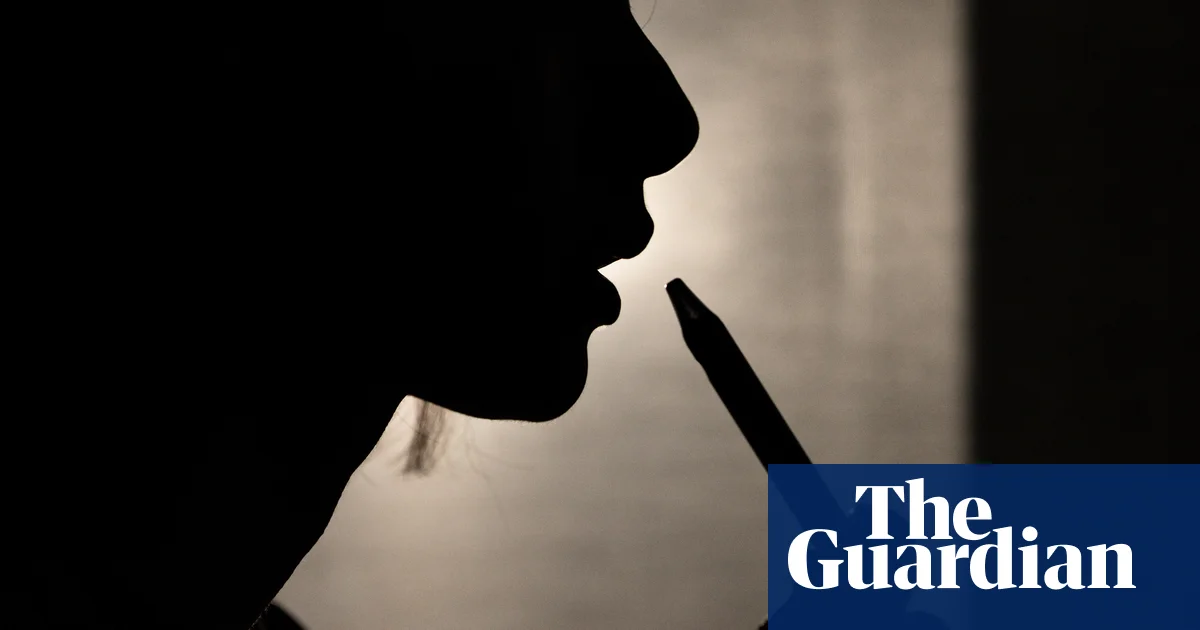 Australian teenagers’ mental health problems linked to vaping, study finds