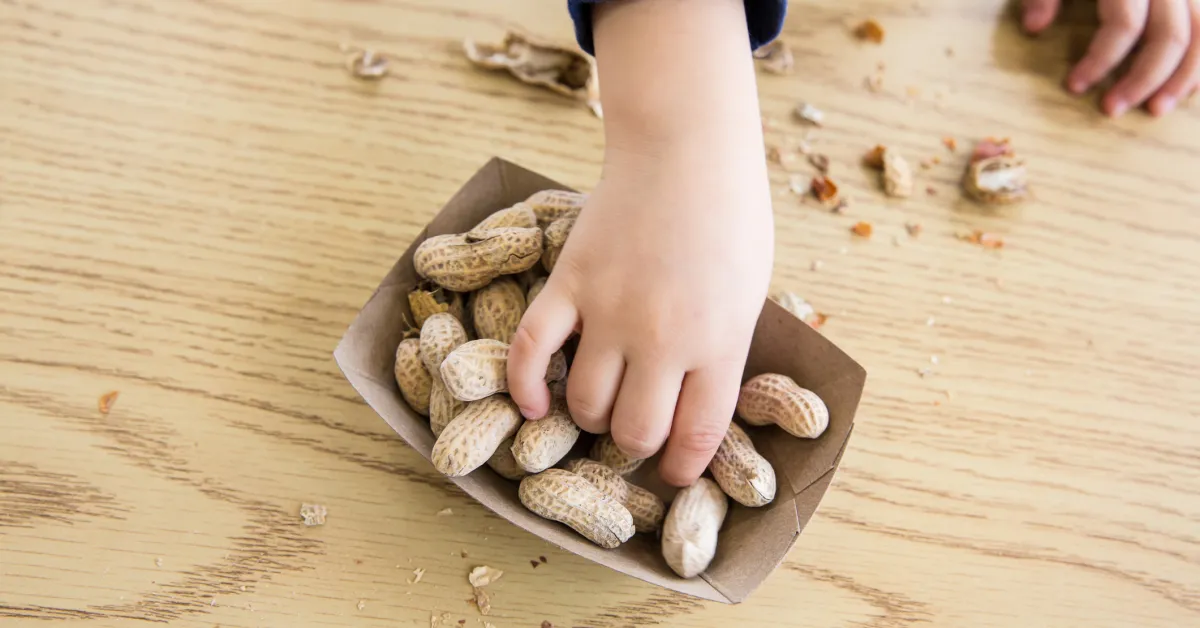 Giving Your Young Kids Peanuts Could Cut Their Allergy Risk