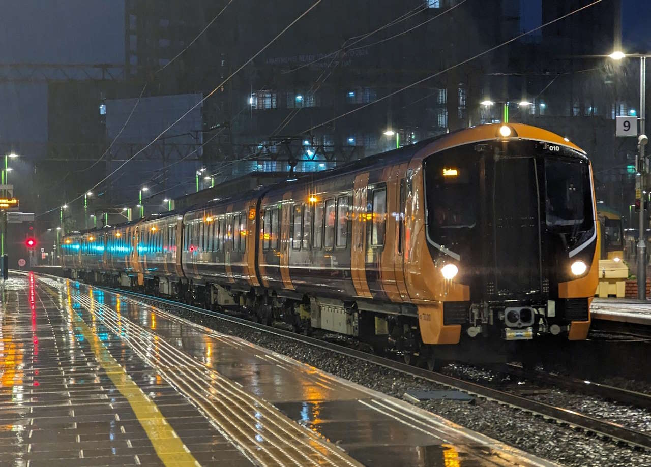 Proposals for new Manchester - London train service announced