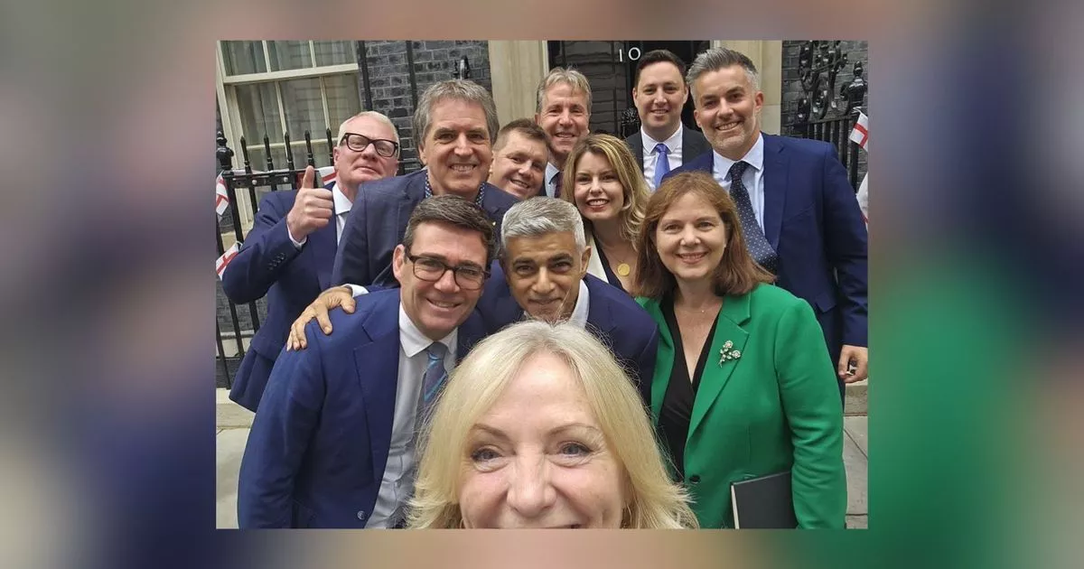 Mayors channel Hollywood stars in Oscars-style selfie as they hail 'new era'