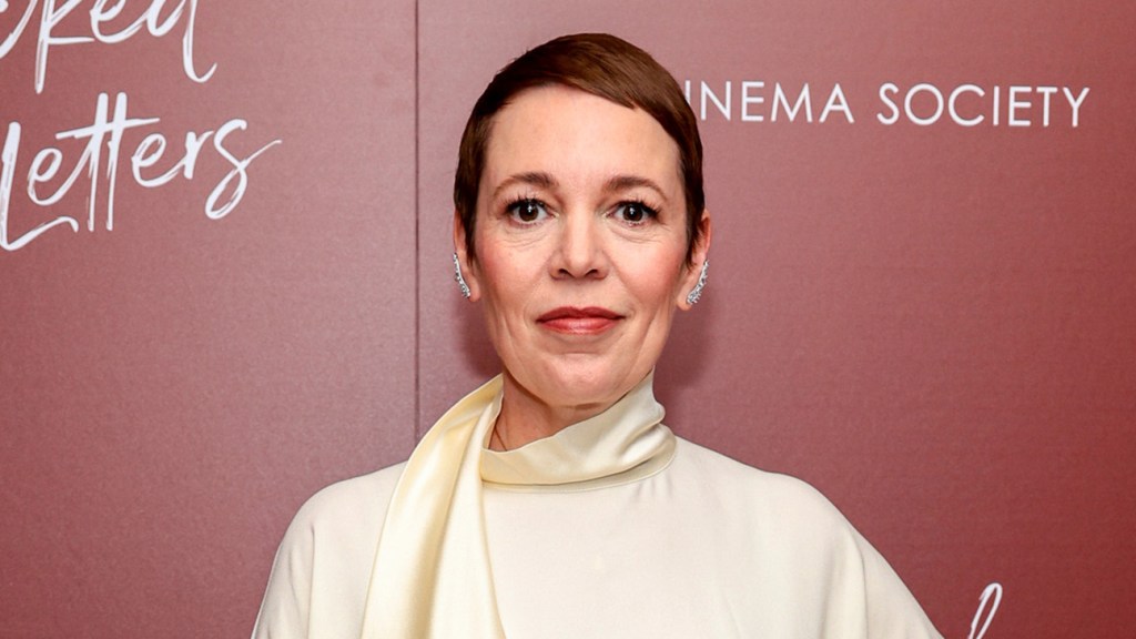 Olivia Colman on Pay Disparity in Hollywood: “If I Was Oliver Colman, I’d Be Earning a F*** of a Lot More”