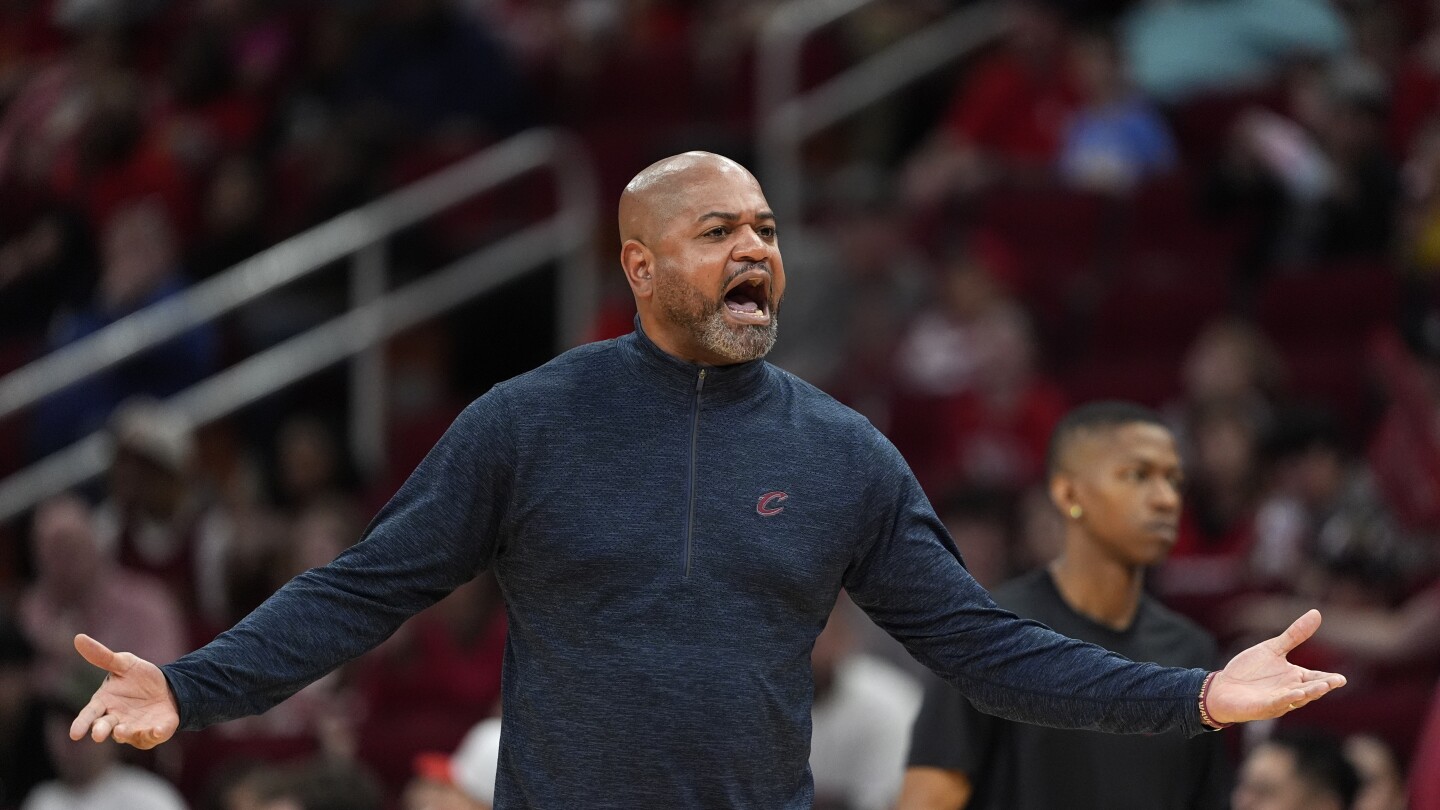 Cavs coach Bickerstaff says he received threats from gamblers, feels sports betting 'gone too far'