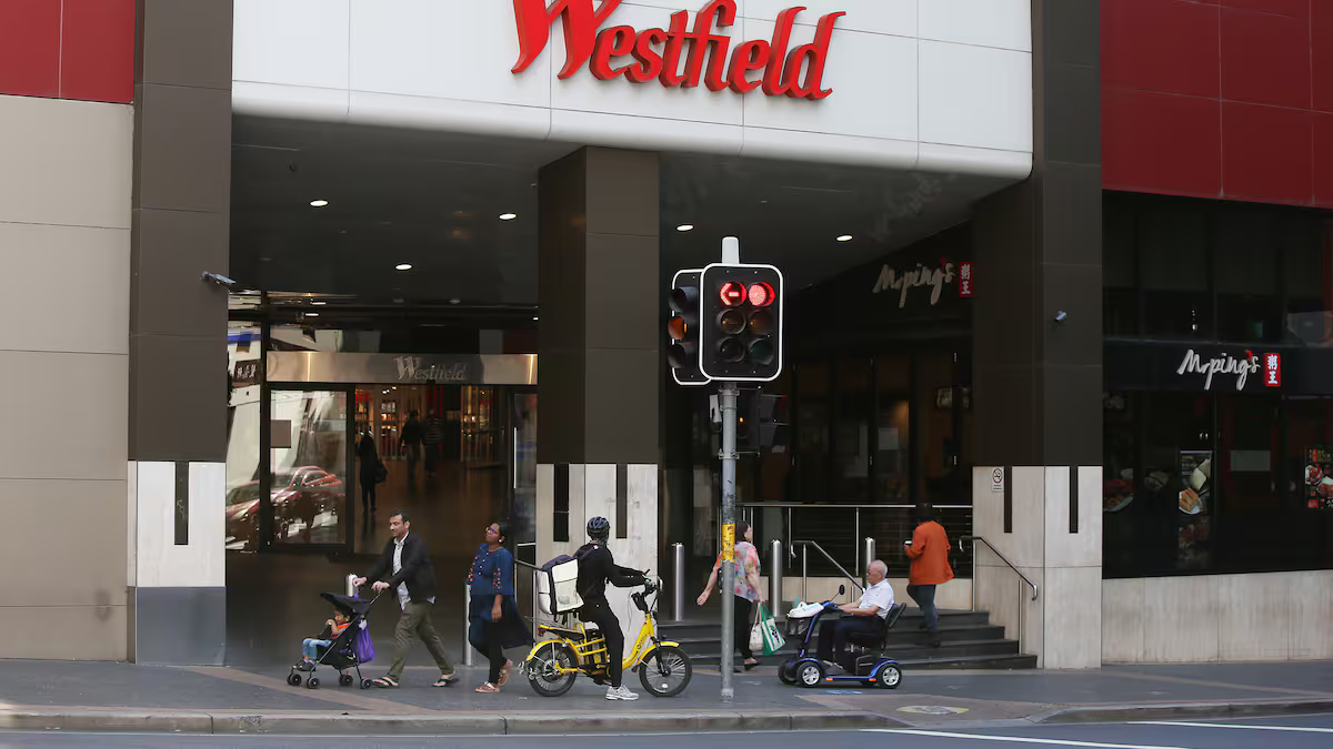 Man arrested after allegedly brandishing knife at customer’s head at Parramatta Westfield, Australia shopping mall