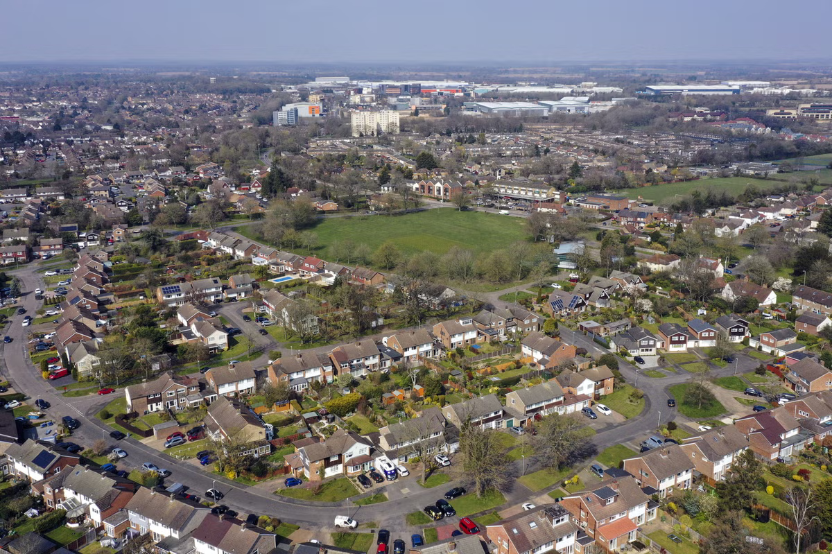 Average UK house prices rise more than expected