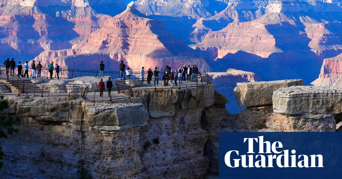 Grand Canyon hotels forced to close for overnight stays as water pipeline fails