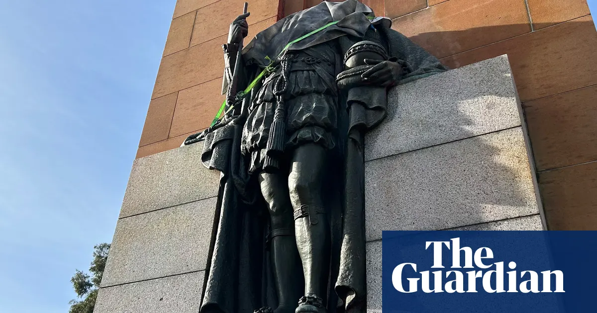 Statue of King George V beheaded in Melbourne on King’s birthday holiday
