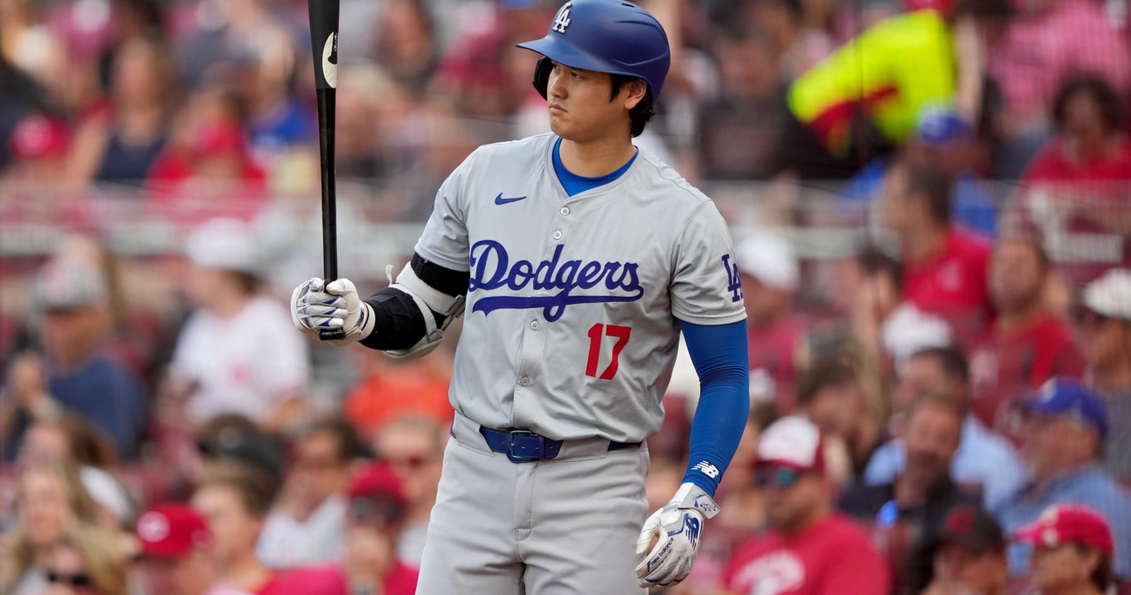 Dodgers' Shohei Ohtani Playing Through Hamstring Injury, Manager Dave Roberts Says