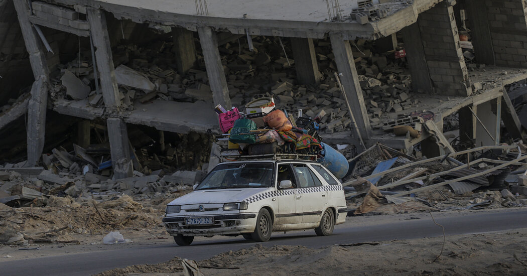 Israel-Hamas War Live Updates: About 300,000 Gazans Have Fled Rafah, U.N. Says