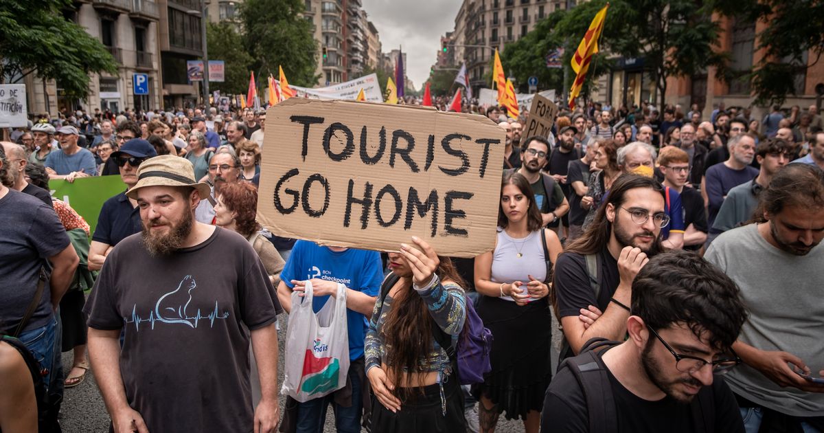 Spain faces holiday boycott as 'tourists go home' protests escalate