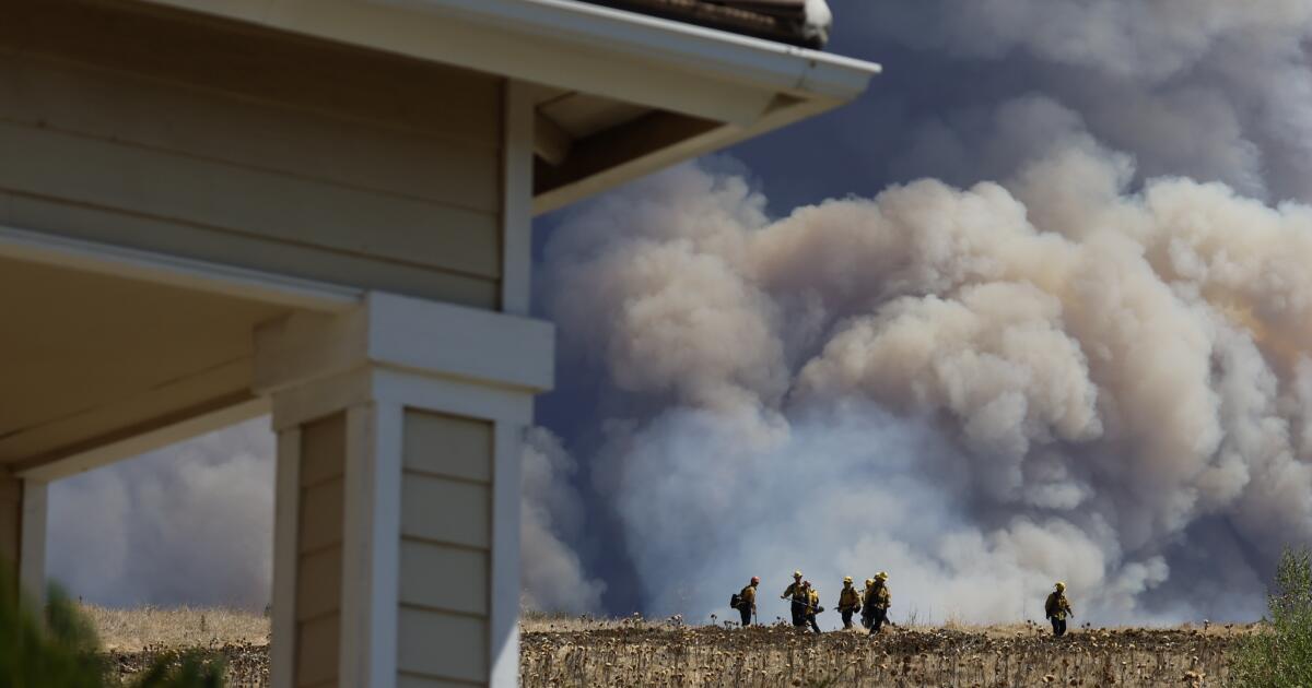 Photos: Fires ravaging California after heat wave - Los Angeles Times