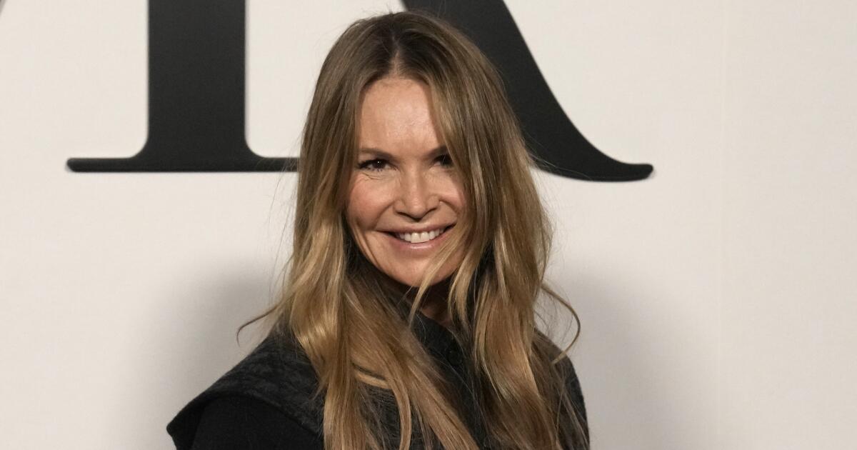 Elle Macpherson in 'clinical remission' after breast cancer - Los Angeles Times