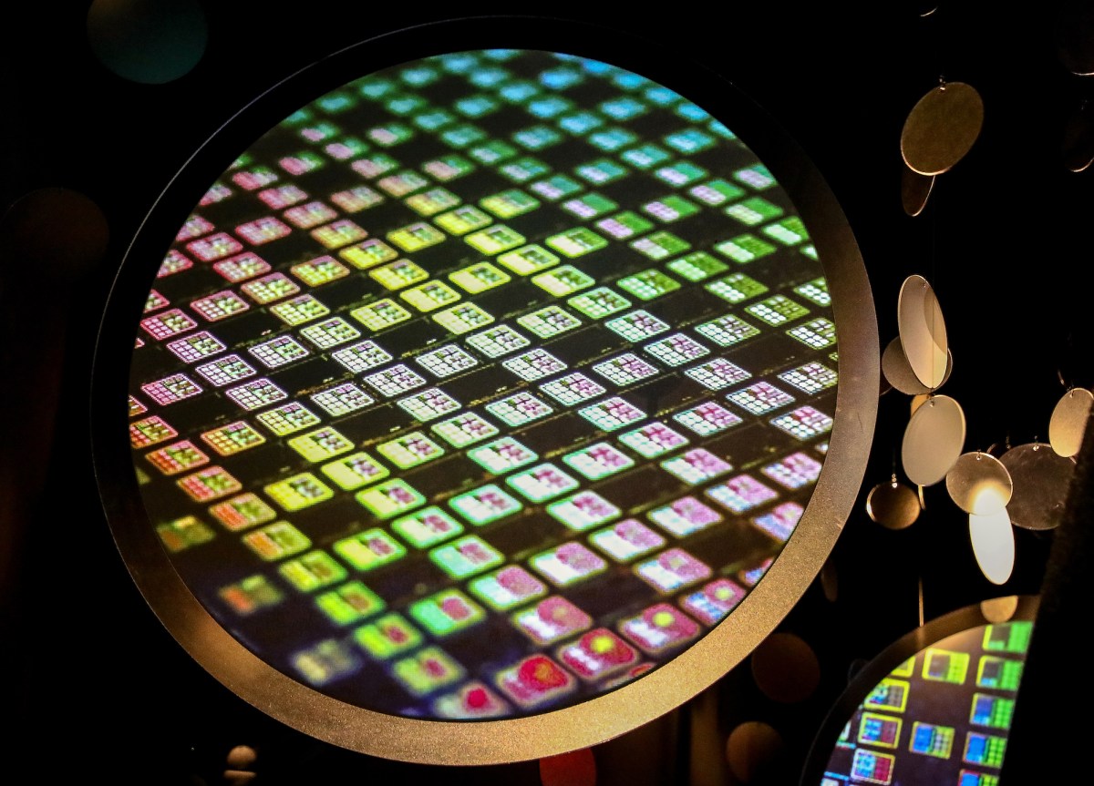 US to award TSMC $6.6B in grants, $5B in loans to step up chip manufacturing in Arizona | TechCrunch