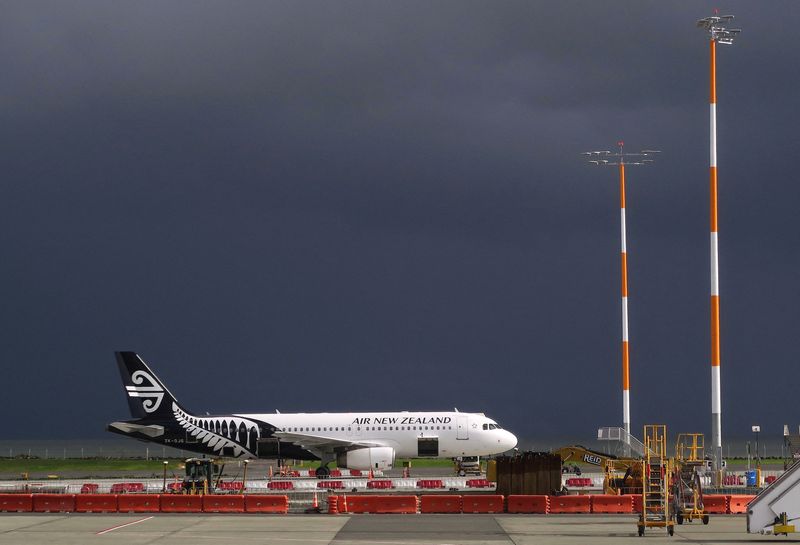 Air New Zealand dumps 2030 carbon intensity targets in climate policy shift