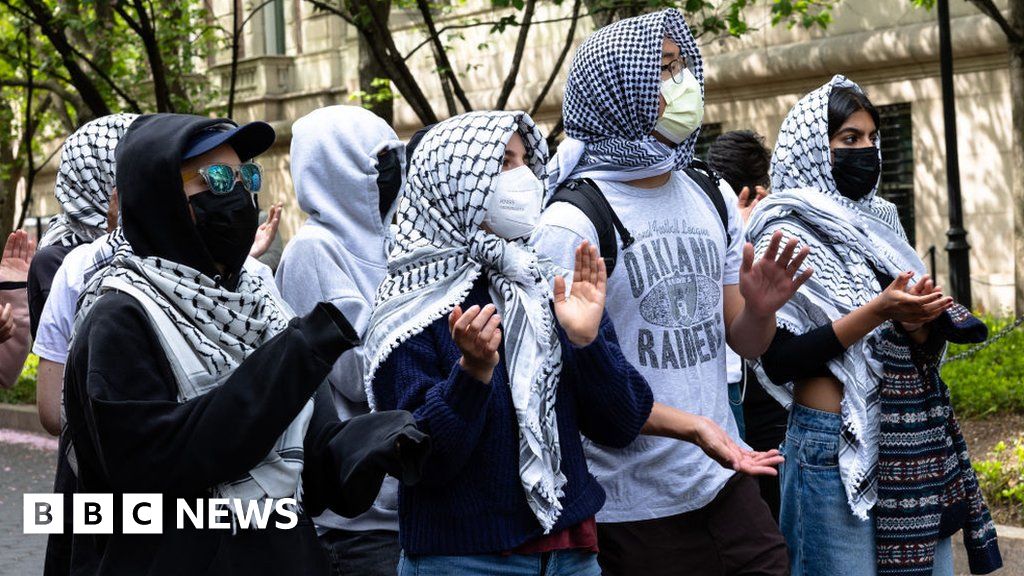 Columbia University cancels main graduation amid protests