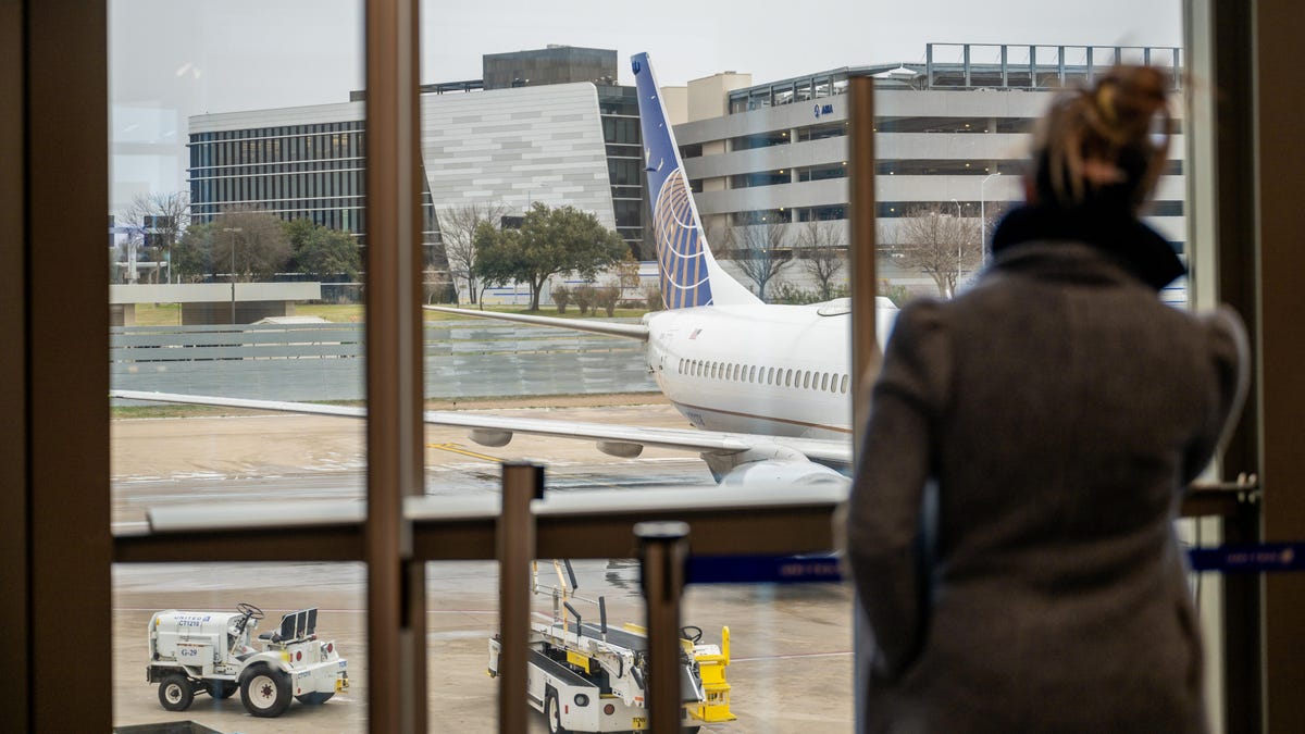 A United Airlines Boeing plane landed with a missing panel