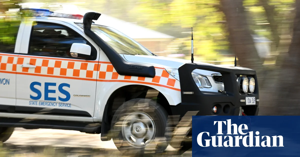 Man dead and woman in critical condition after car crushed by tree in Victoria amid wild weather in southern Australia