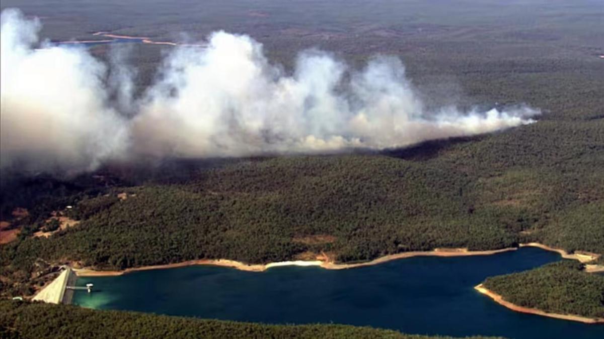 ‘Act immediately’: Warning as fires rage