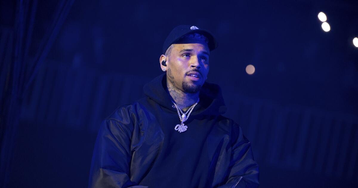 Chris Brown, Live Nation hit with $50-million lawsuit - Los Angeles Times