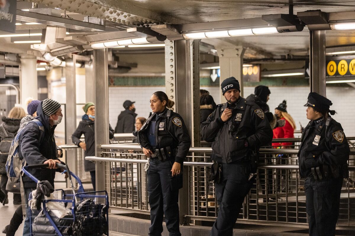 New York to Deploy National Guard to NYC Subways to Fight Crime