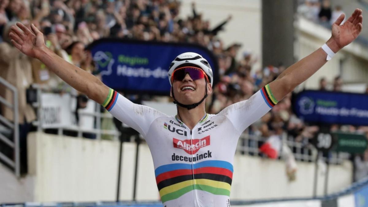 Van der Poel finds heaven again in 'Hell of the North'