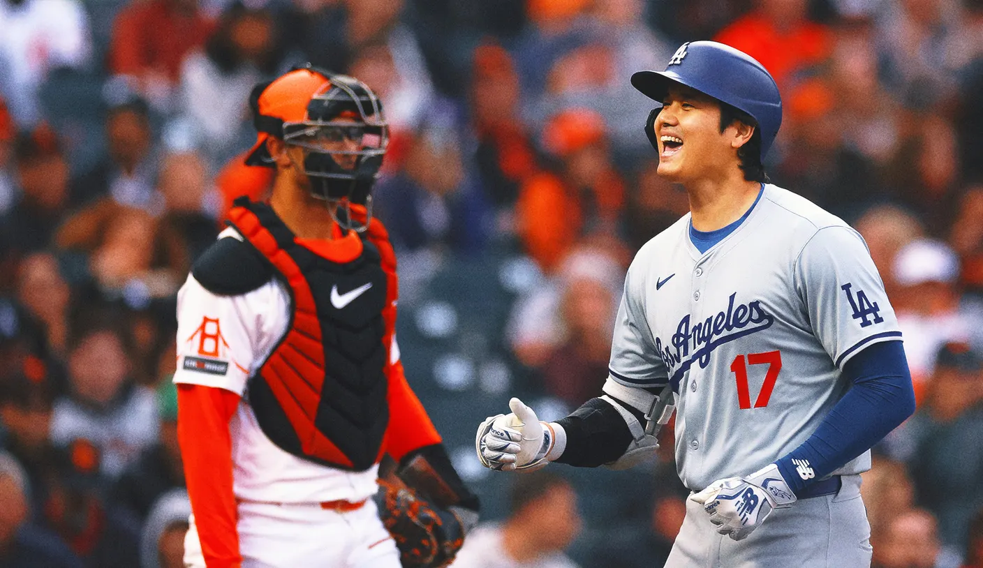 Shohei Ohtani records 3 hits including HR, double as Dodgers rout Giants 10-2