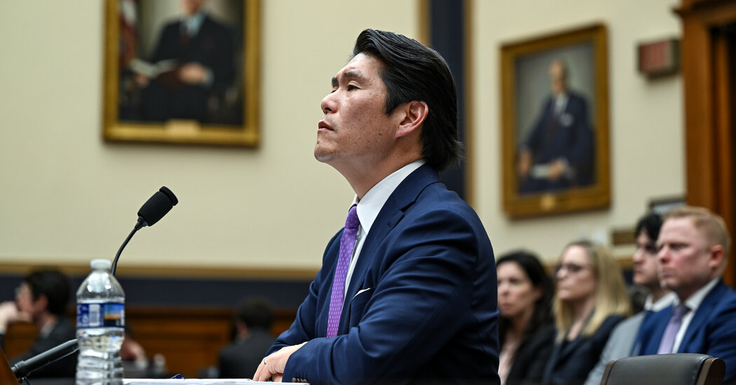 Robert Hur Defends His Report in Biden Documents Case