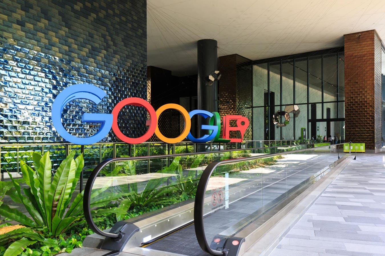 Google’s Singapore Investments Jump Over Fivefold To $5 Billion With Data Center Expansion