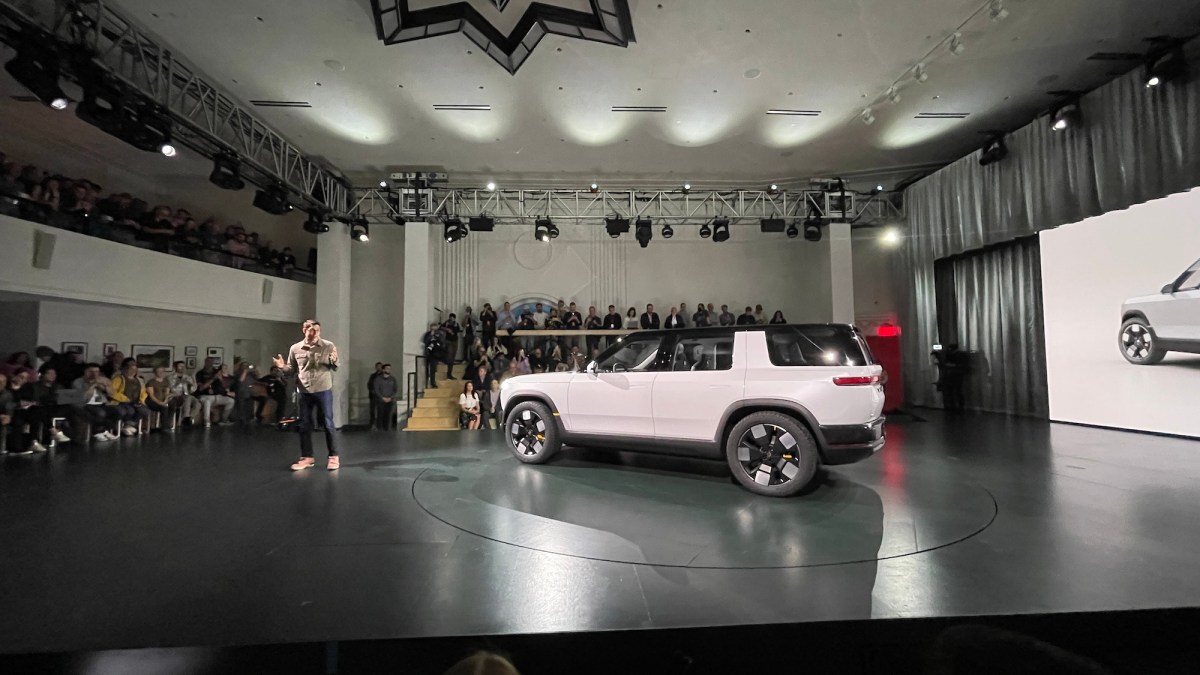 Rivian takes the wraps off $45,000 R2 SUV, its biggest bet yet | TechCrunch