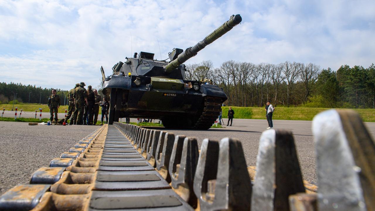 German Arms Exports Surge 30% in 2024, Fueling Ukraine Defense Amid Controversy