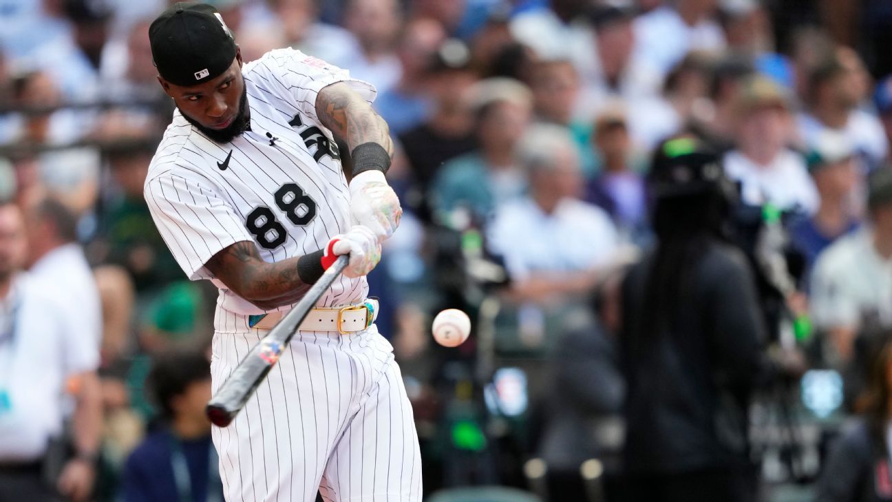 Luis Robert Jr Returns to White Sox Amid 11-Game Losing Streak, Team Hopes for Offensive Boost